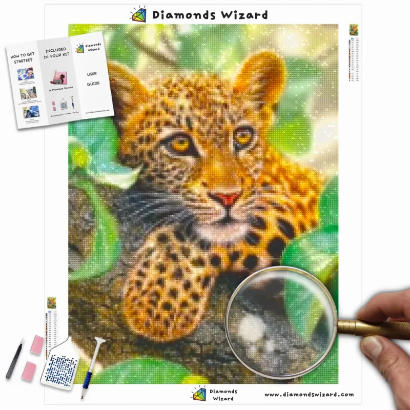 Diamanttrollkarldiamantmålningssatser djurleopardleopardkuber som vilar i trädcanvawebp